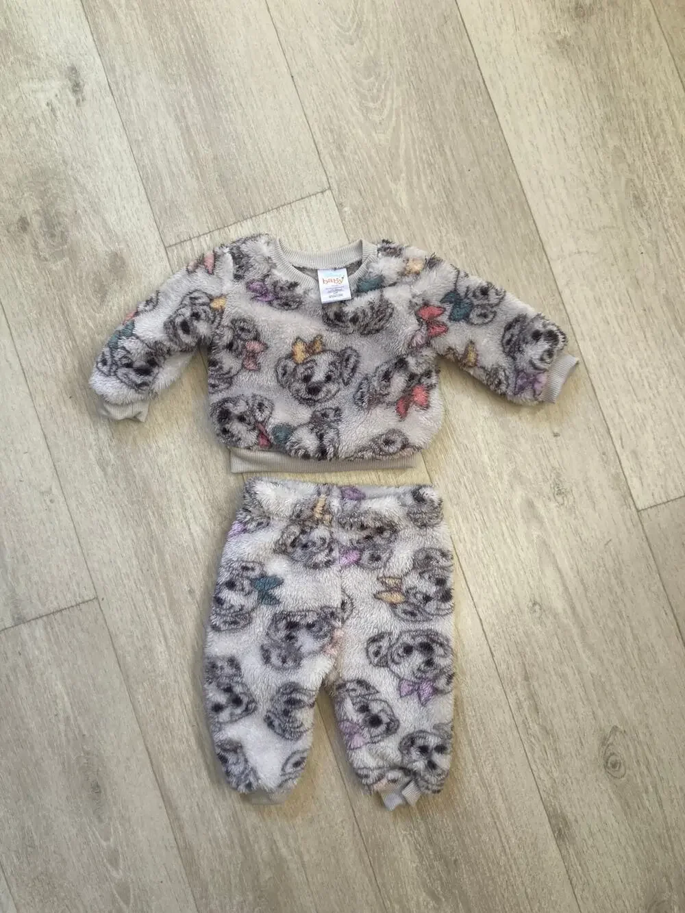 Disney Baby Plush Sweat Suit, Size 3-6 Months